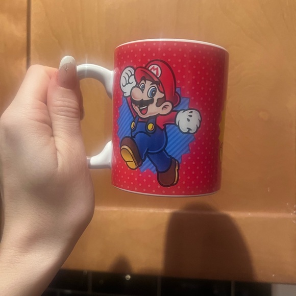 Mario Luigi Yoshi Mugs, Set of Two, new without packaging! - Picture 3 of 8